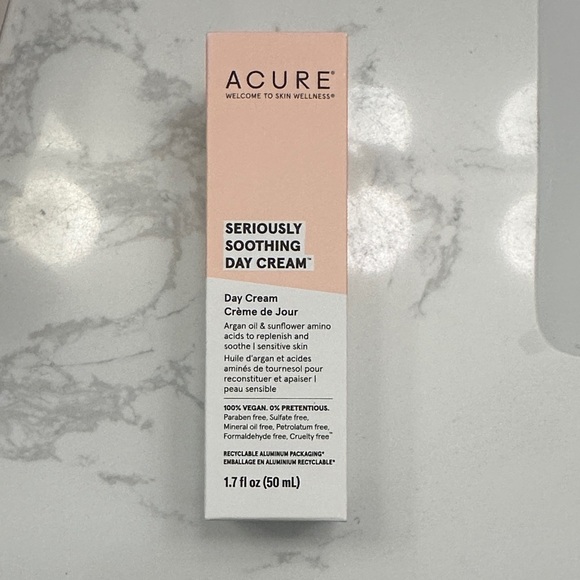 Acure Seriously Soothing Day Cream - Picture 1 of 5